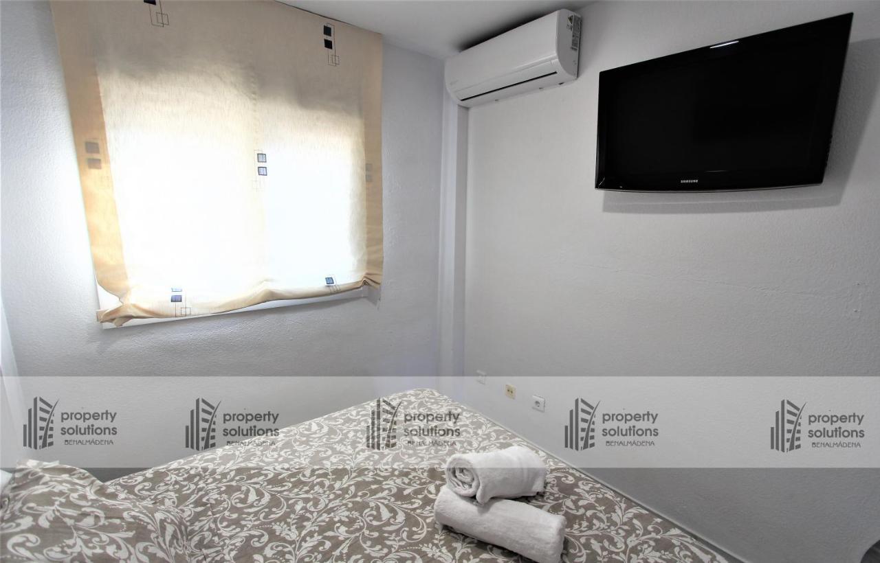 Apartamento Torremolinos - A 600M De La Playa De La Carihuela - Piscina - Parking Gratis - Excelente Conexion Wifi Extérieur photo