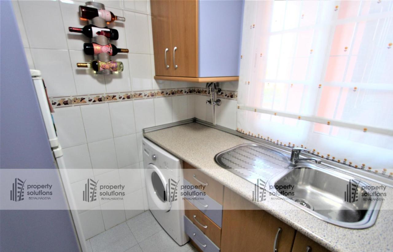 Apartamento Torremolinos - A 600M De La Playa De La Carihuela - Piscina - Parking Gratis - Excelente Conexion Wifi Extérieur photo