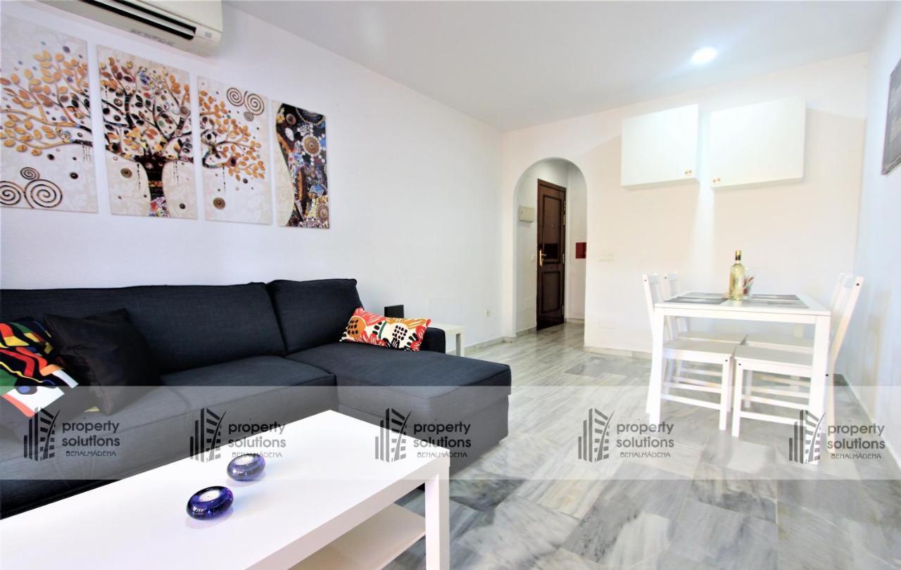 Apartamento Torremolinos - A 600M De La Playa De La Carihuela - Piscina - Parking Gratis - Excelente Conexion Wifi Extérieur photo